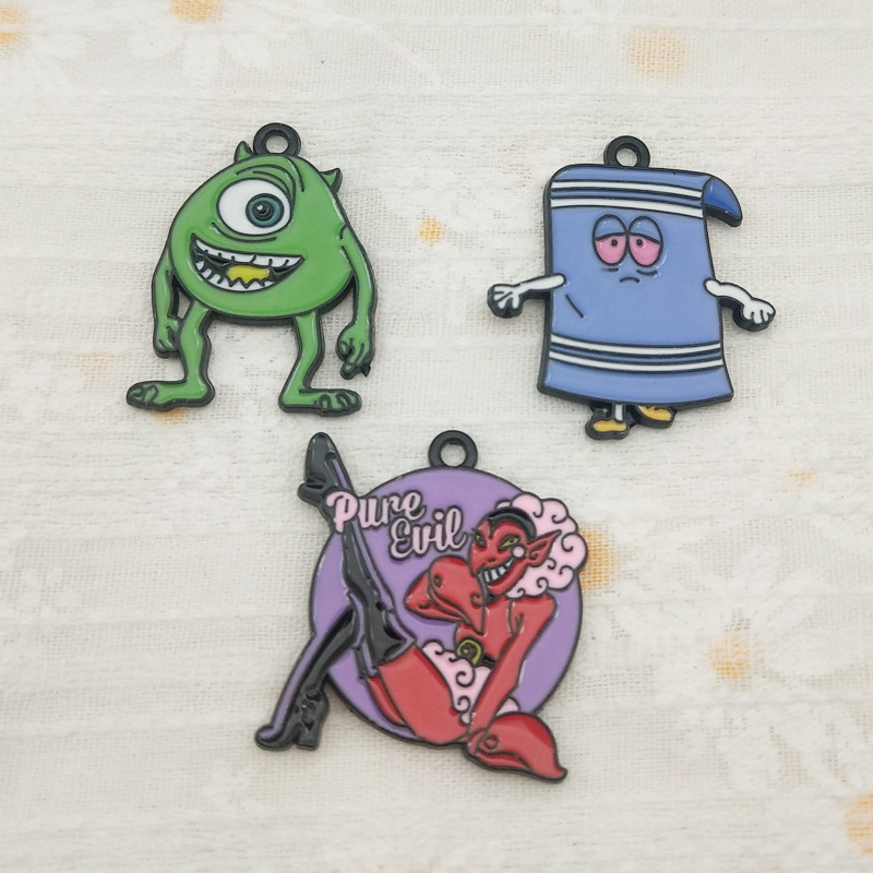 10pcs Cartoon South Ironic Dec - đánh giá và giá Anime Merchandise For Sale